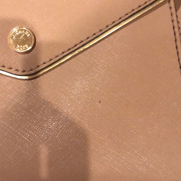 Michael Kors Handbag - Picture 10 of 16